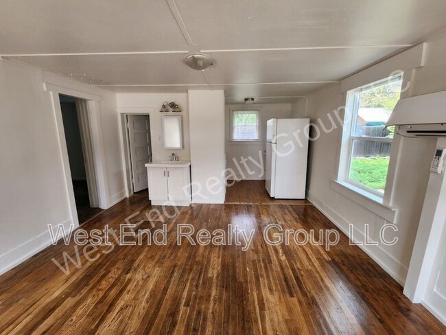 Photo - 765 N Colorado Ave Apartment
