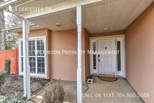 Building Photo - 3108 Leicester Dr