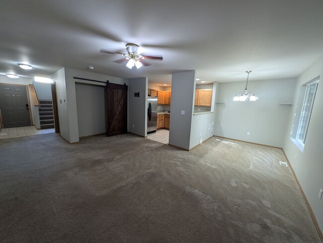 Foto del edificio - East Bremerton 3 Bedroom, Close to EVERYTH...