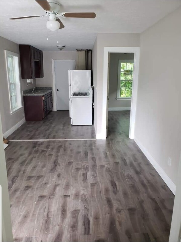 Building Photo - 3516 Nagle St