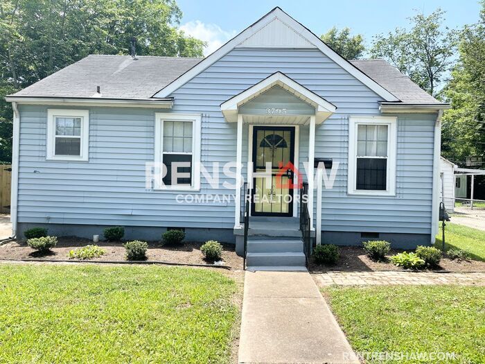 Foto principal - Adorable 3/2 Home In Berclair Now Available!