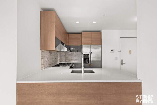 Foto del edificio - 333 Greene Ave