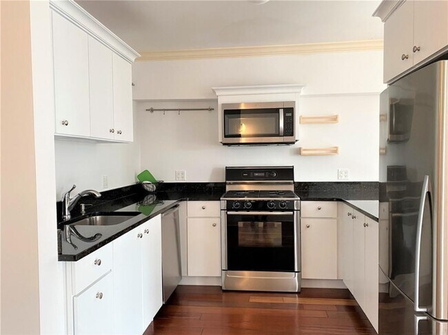 Foto del edificio - 1 S Astor St