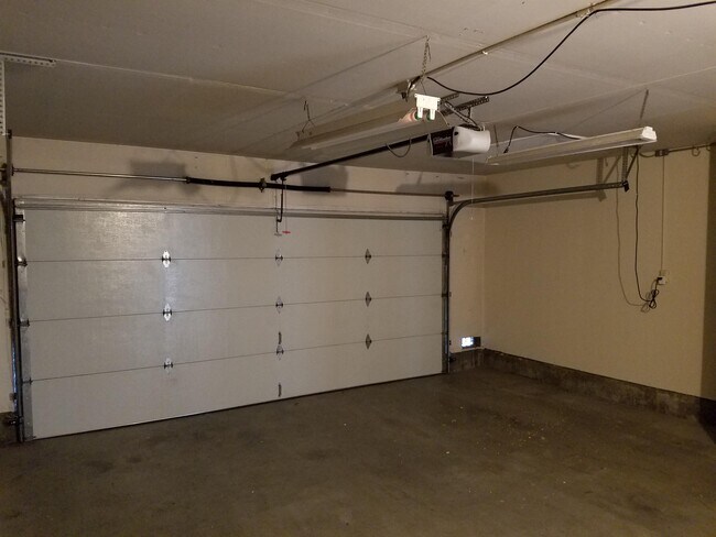 Foto del edificio - 3406 Redhook Ln