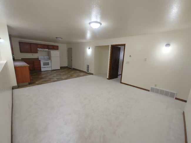 Building Photo - 506 N 11th St