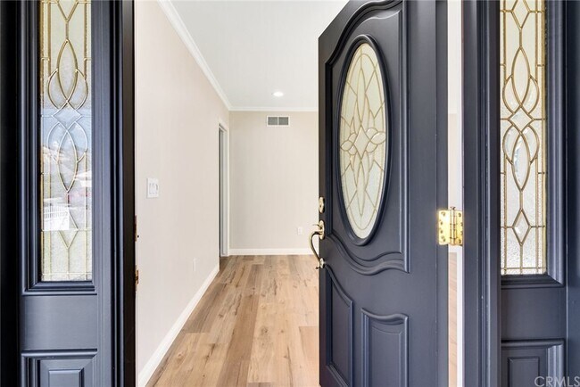 Foto del edificio - 5882 Rich Hill Way