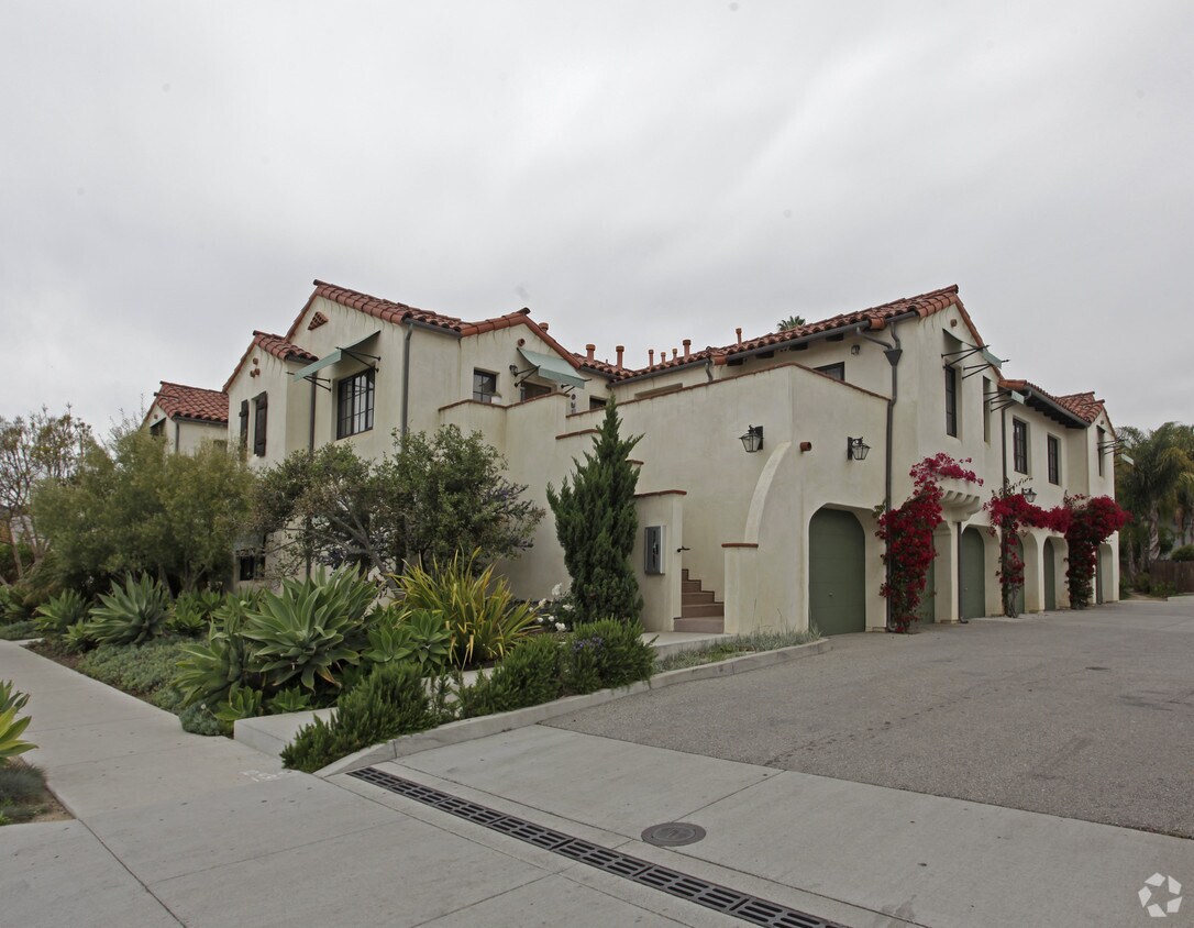 Building Photo - 309 S Voluntario St