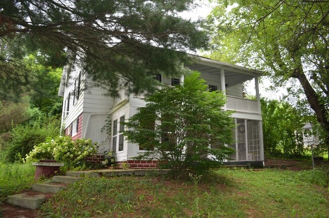 Building Photo - 17146 Truetown Rd