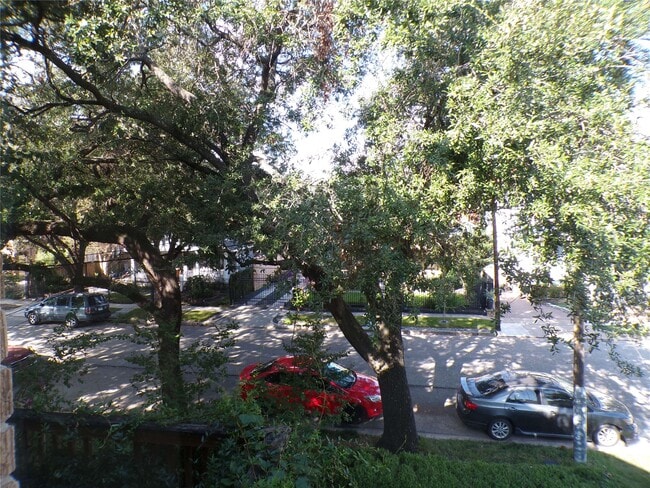 Building Photo - 3416 Morrison St