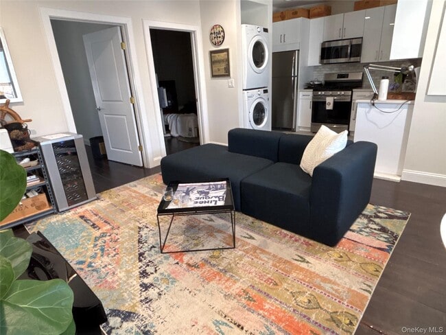 Building Photo - 3 Bryant Ave