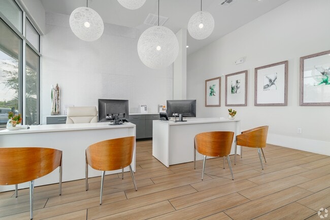 Foto del edificio - Hardy Oak