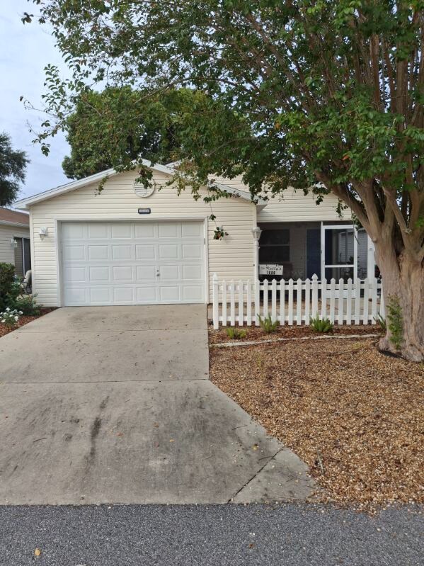 Foto principal - 1606 Campos Dr