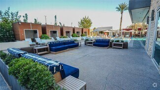 Building Photo - 4381 W Flamingo Rd