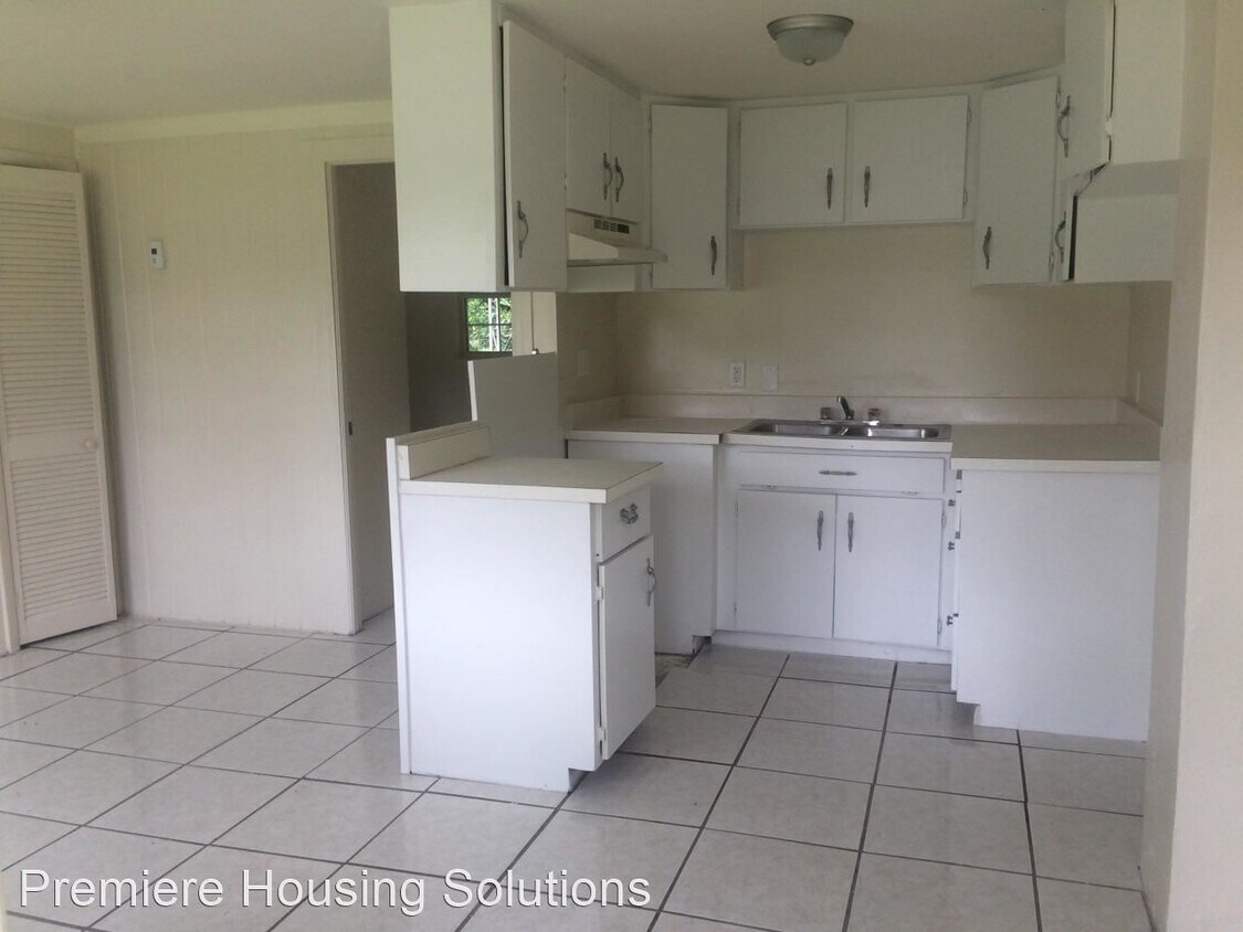 Building Photo - 2 br, 1 bath House - 4448 Clay Street