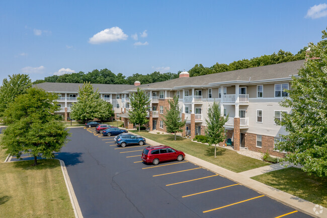 Primary Photo - Crest View Senior Apartments