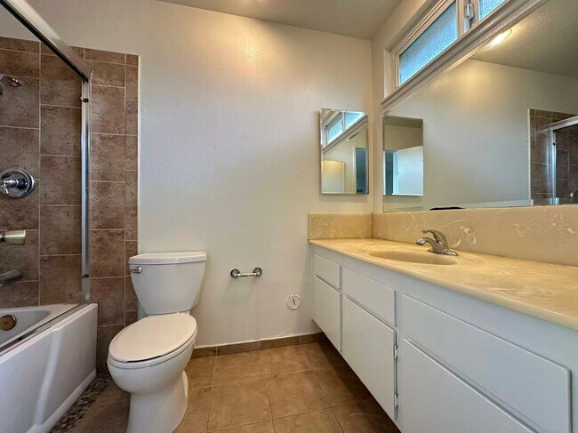 Building Photo - 4 Bedroom home for leasing in Diamond Bar