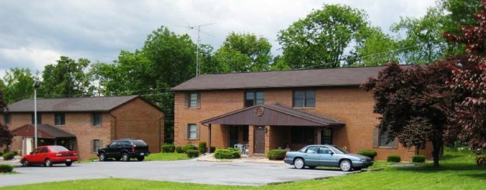 Primary Photo - 316 Pendleton Dr