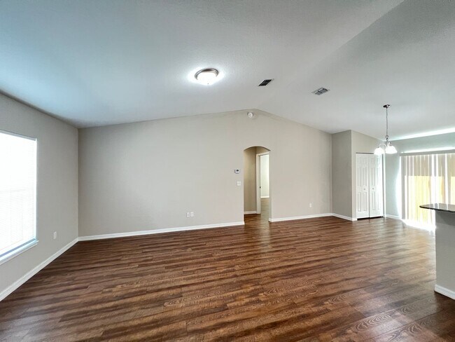 Foto del edificio - BEAUTIFUL 3 BD/2BA Home in Ocala!!!