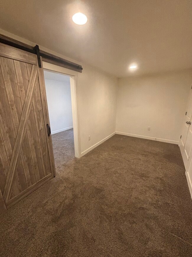 Building Photo - 623 W 1520 S