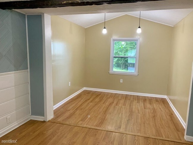 Building Photo - 3 br, 3.5 bath House - 1824 Maywood Rd