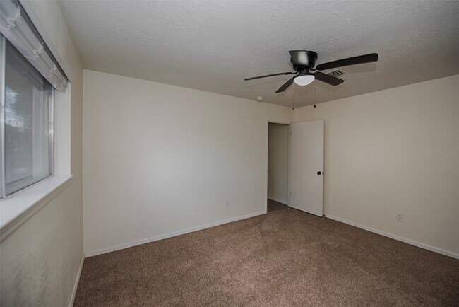 Foto del edificio - 309 E X St