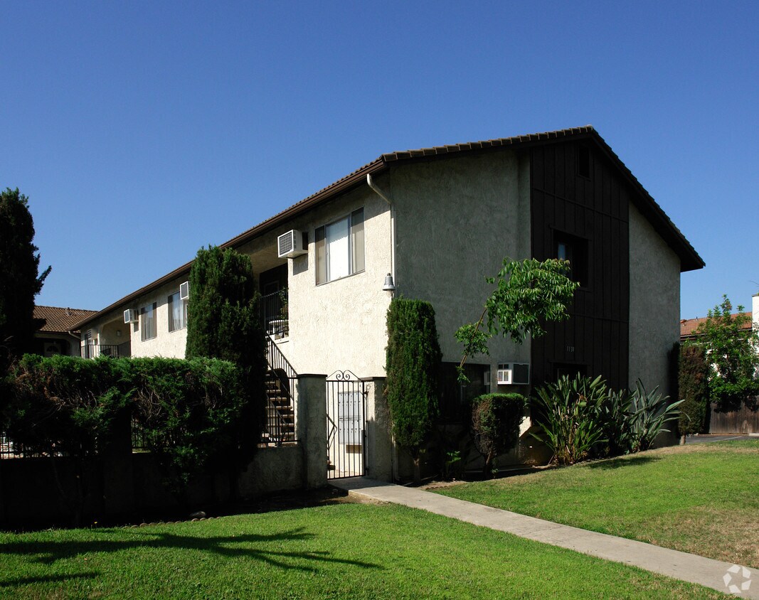 Foto del edificio - 1131 W Princeton St