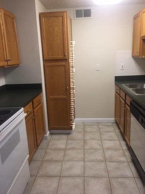 Building Photo - 1501 Beacon St