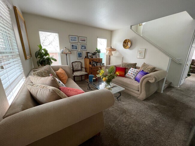 Foto del edificio - 265 Quail Cir