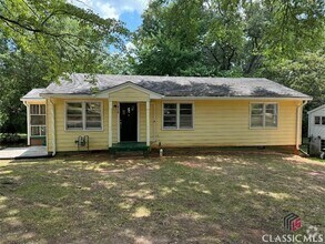 Building Photo - 130 Westover Dr