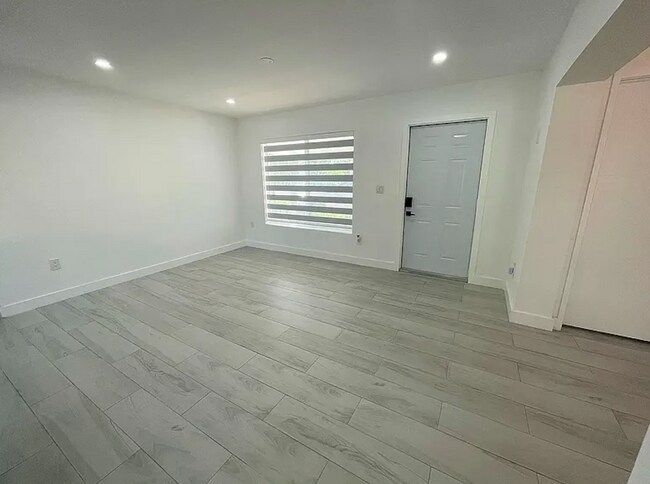 Building Photo - 11271 SW 48th St