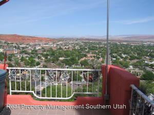 Building Photo - 205 S Donlee Dr