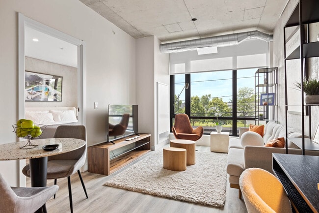 Building Photo - Gemini Tower