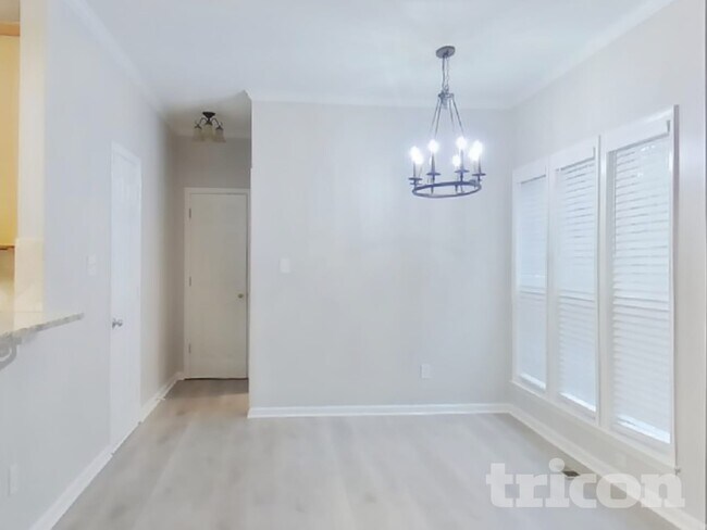 Foto del edificio - 130 Ralston Ct