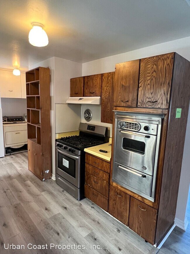 Building Photo - 5 br, 3 bath House - 4995 Tierra Baja Way