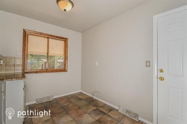 Building Photo - 1515 Wynkoop Dr
