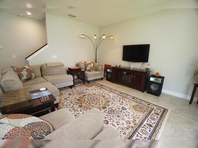 Building Photo - Spacious 4-Bedroom Home in Desirable South Tampa
