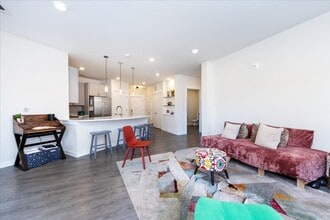 Building Photo - 3630 N Davidson St