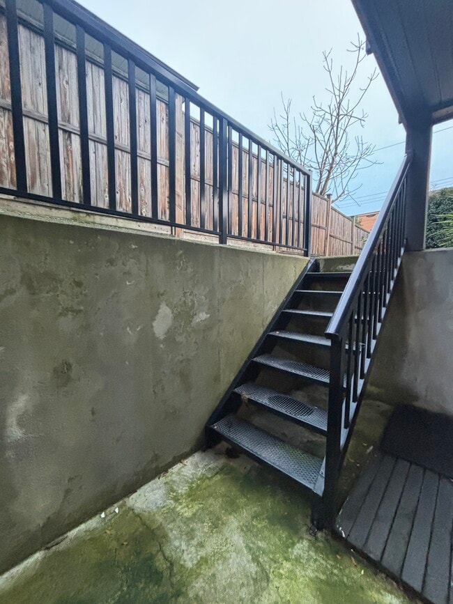 Photo du bâtiment - 629 4th St E