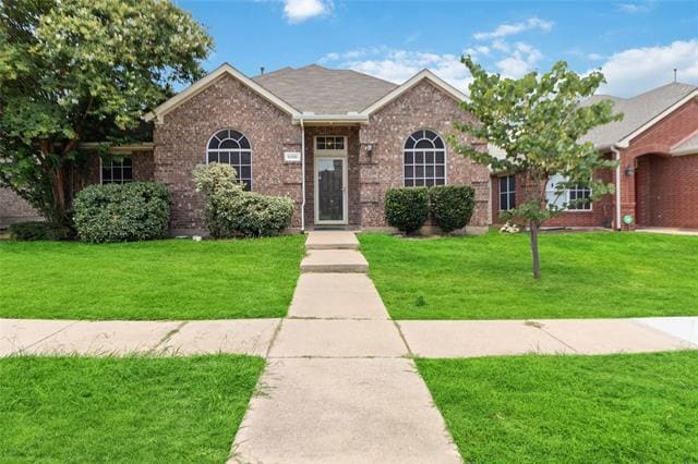 Foto principal - 6256 Dark Forest Dr