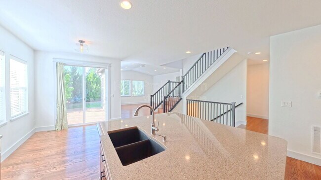 Foto del edificio - 3802 Wild Elm Way
