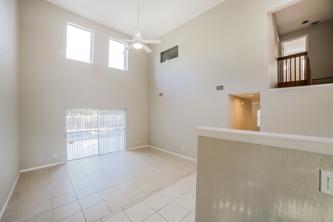 Building Photo - 228 La Costa Way