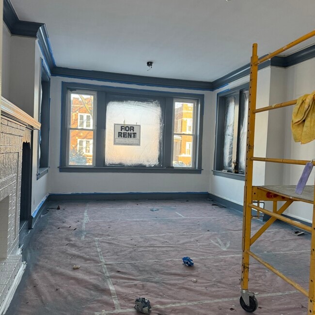 Building Photo - 2102 Gunderson Ave