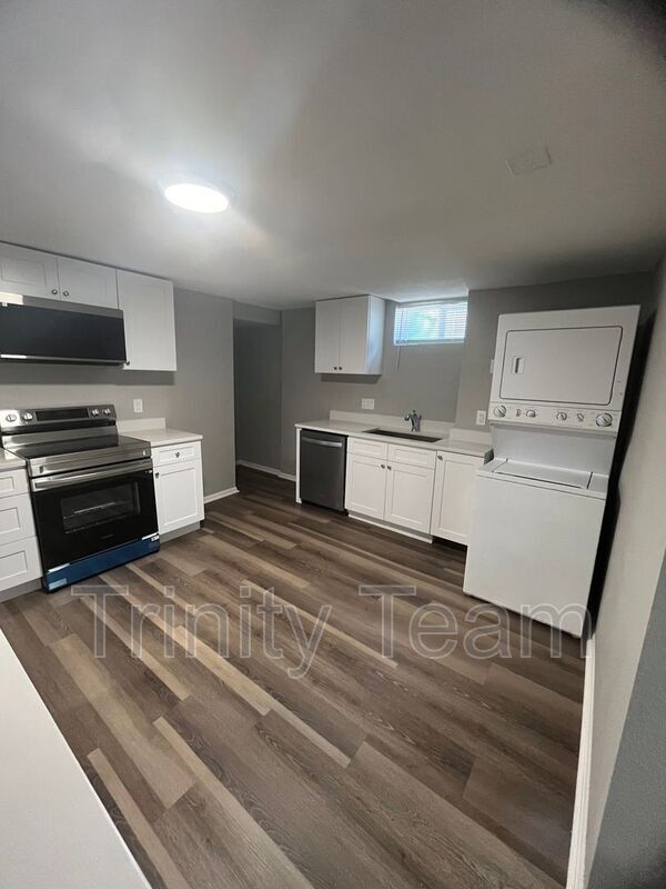 Foto del edificio - 1186 Clinton St