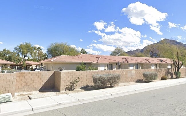 Building Photo - 50915 Rainbow Ct