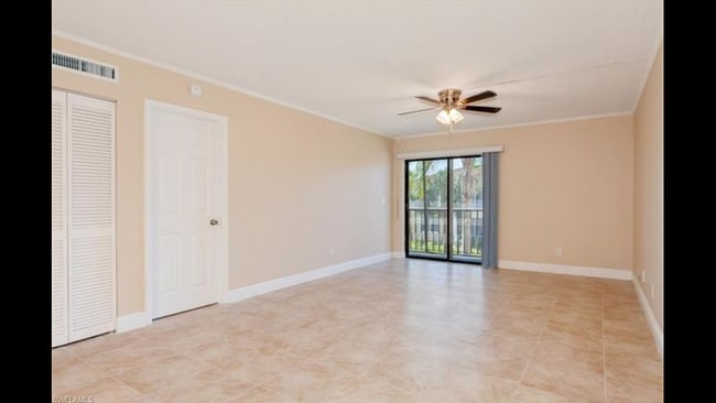 Living room - 12471 McGregor Blvd