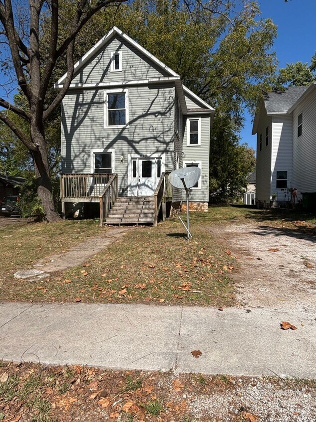 Primary Photo - Beautiful 4 Bed 2 Bath house available now!
