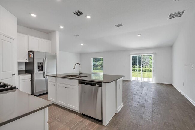 Foto del edificio - 34000 Sky Blossom Cir
