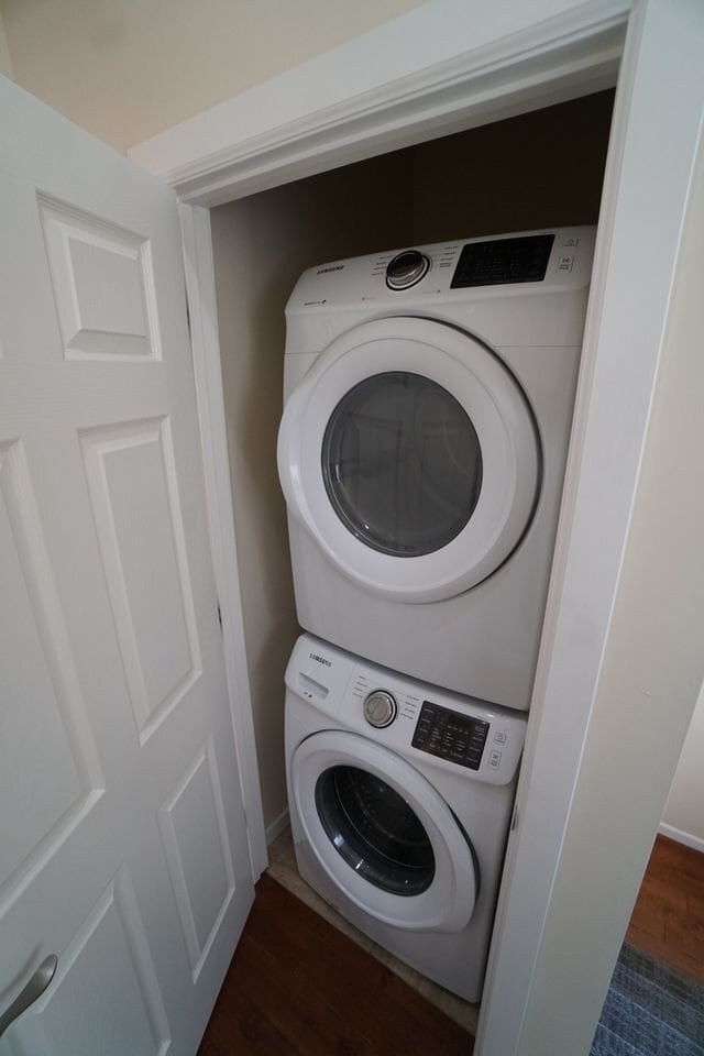 Building Photo - 5726 Roosevelt Way NE