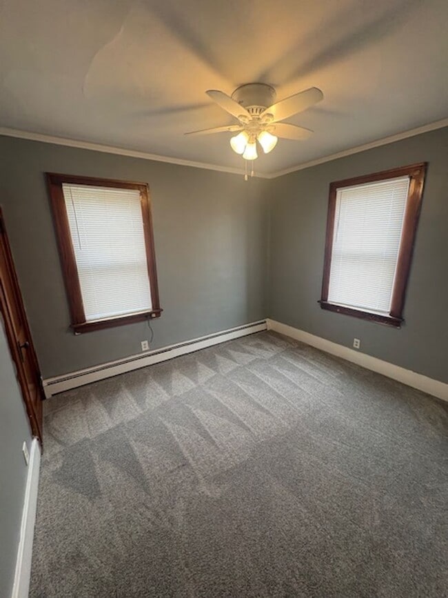 Foto del edificio - 2405 N Sheridan Rd