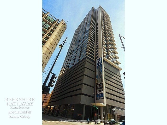 Primary Photo - 235 W Van Buren St